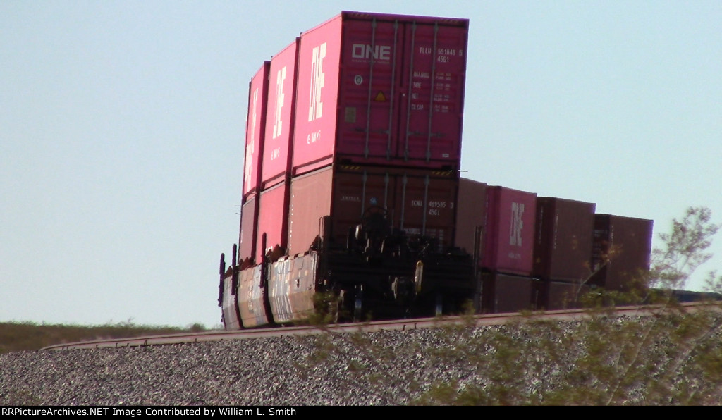 WB Intermodal Frt at Erie NV -97